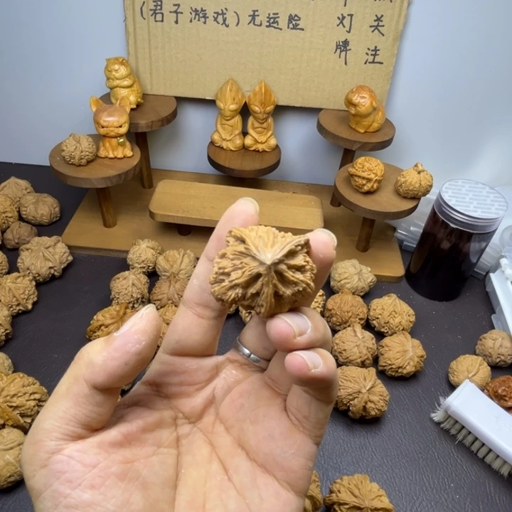 臭***～桃核吊坠流星雨猫头鹰