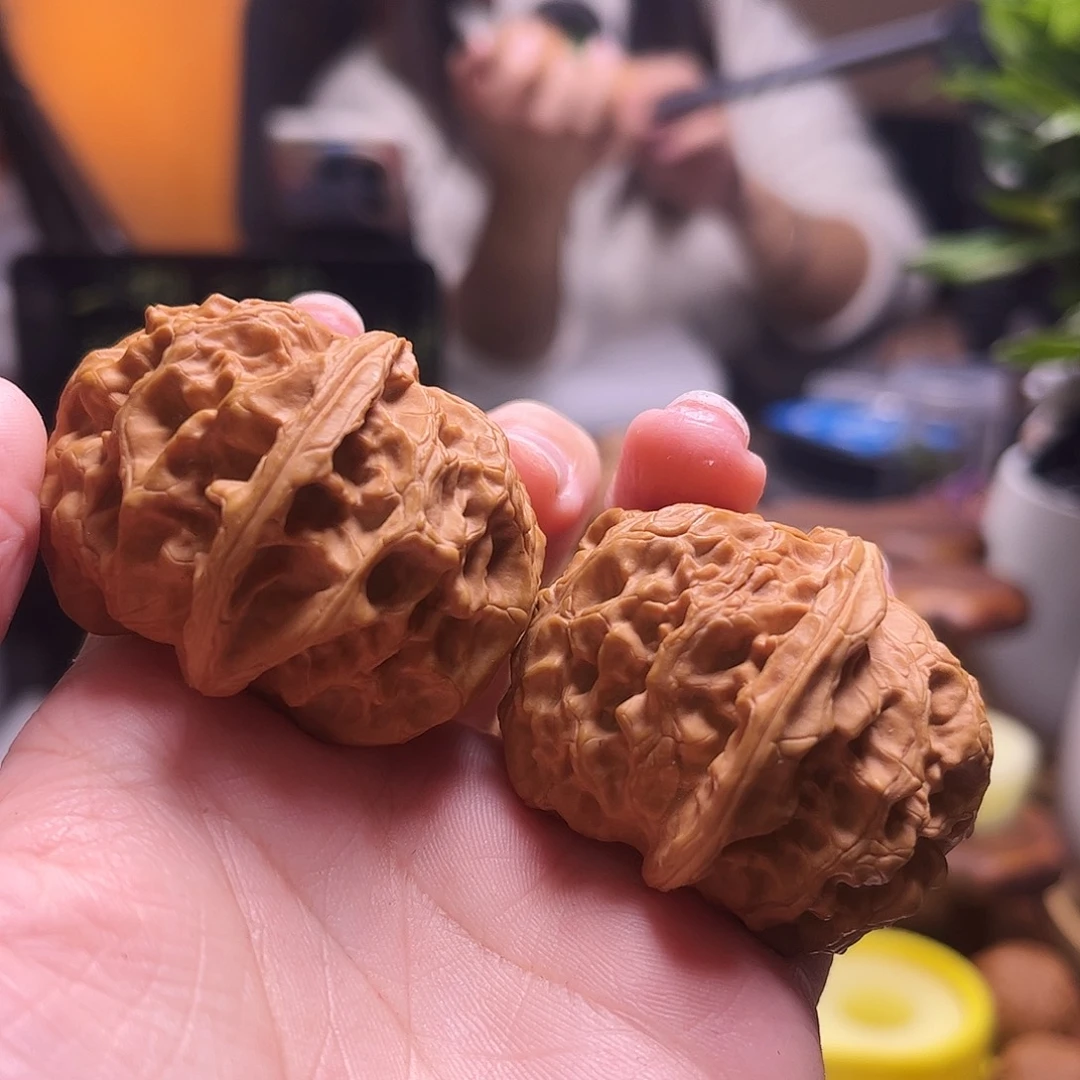 林***星把件文玩核桃43尺苹果56