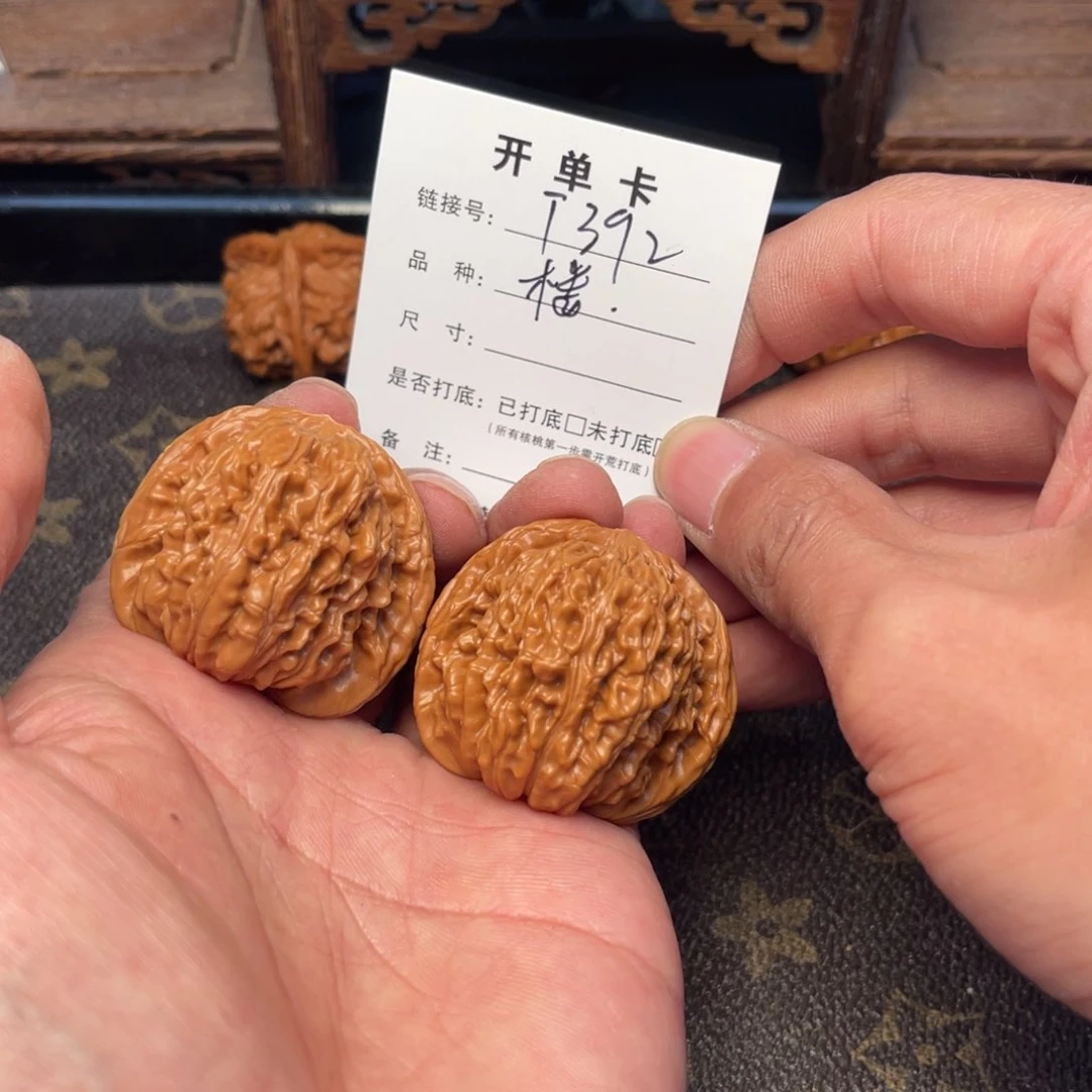 桃核把件文玩核桃