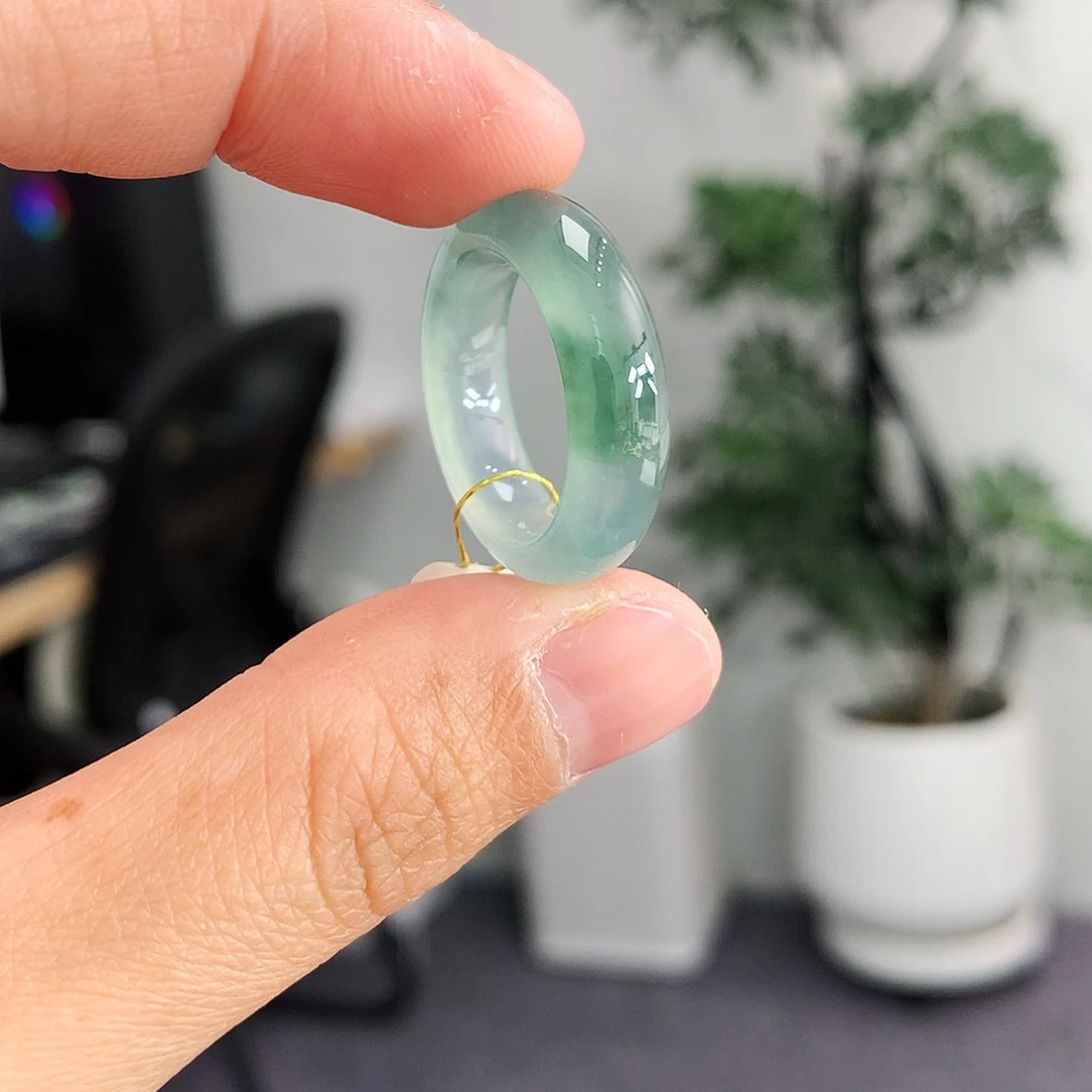 翡翠未镶嵌戒指12号