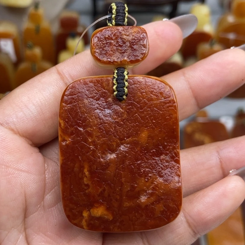 【闪购商品】琥珀颈饰未镶嵌