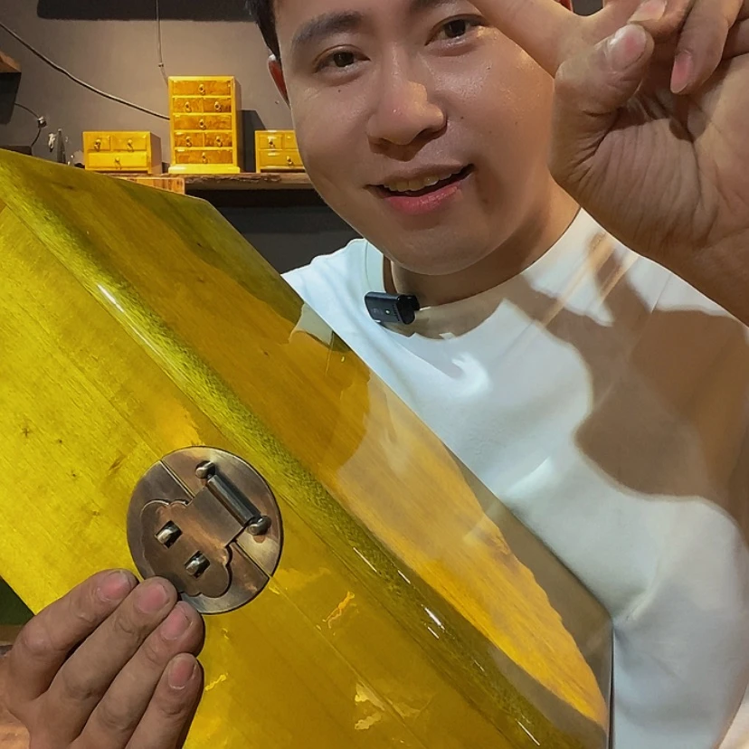 【闪购商品】木金丝楠木制工艺品箱子