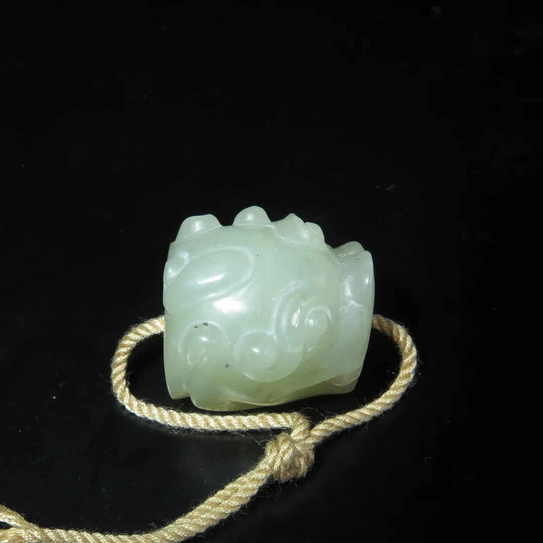 民国玉兽首挂件/MZ122394/和田玉/民族文物