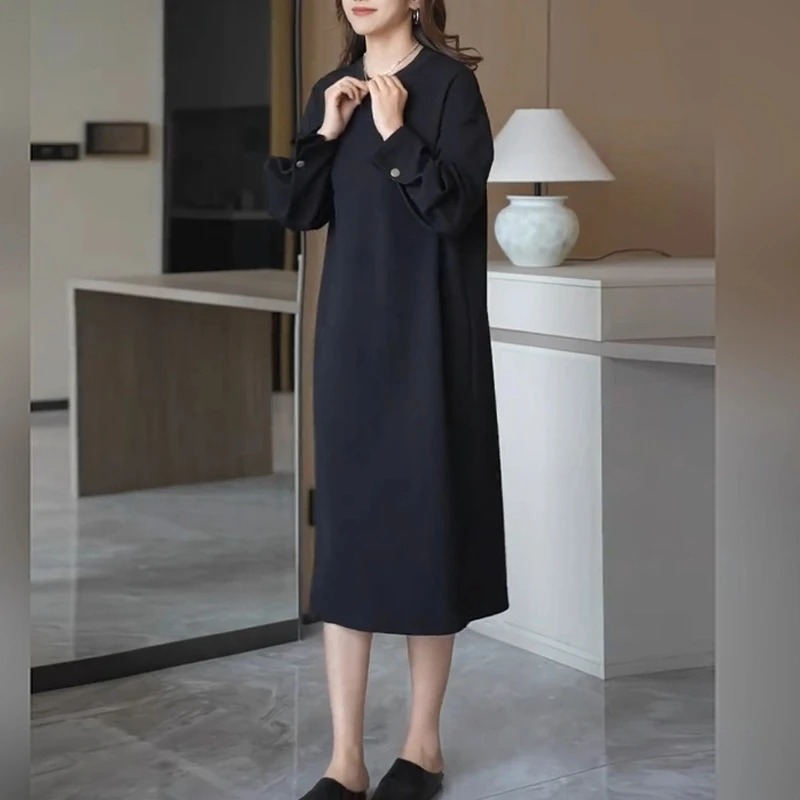 大码女装秋季新款高级感洋气连衣裙胖mm设计感遮肉显瘦中长款裙子