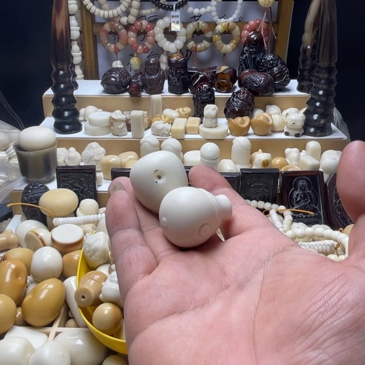 沃**下象牙果雕刻水滴奶嘴三通（不退不换）