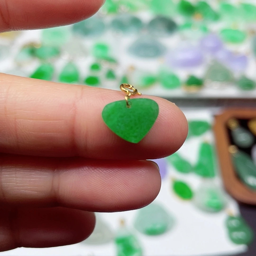 吊坠(不含链)18K金镶嵌翡翠