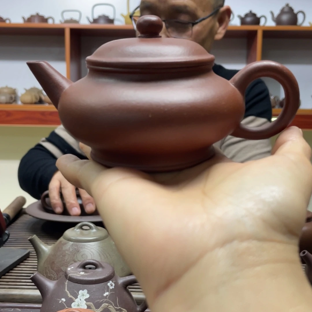 H***H紫砂茶壶红降坡扁灯200CC（福利价）