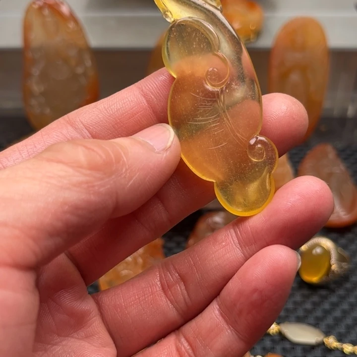 石英质玉颈饰未镶嵌不