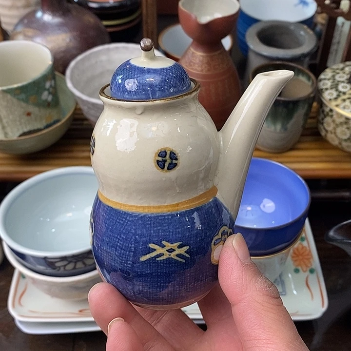 中古物品默认微瑕，谨慎参拍，满18包邮！