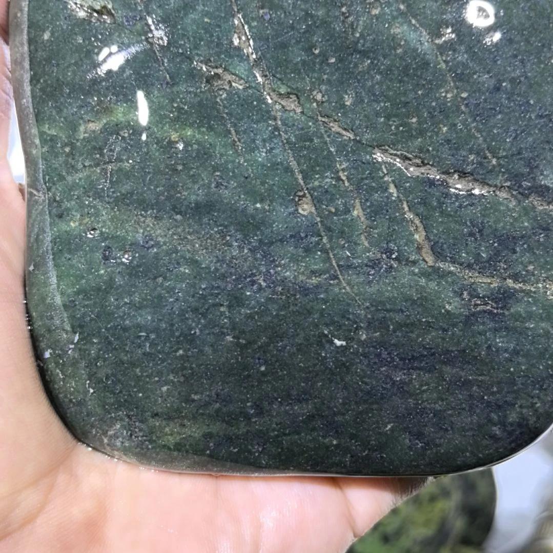 用***3有机玻璃藏玉药王石原石一个