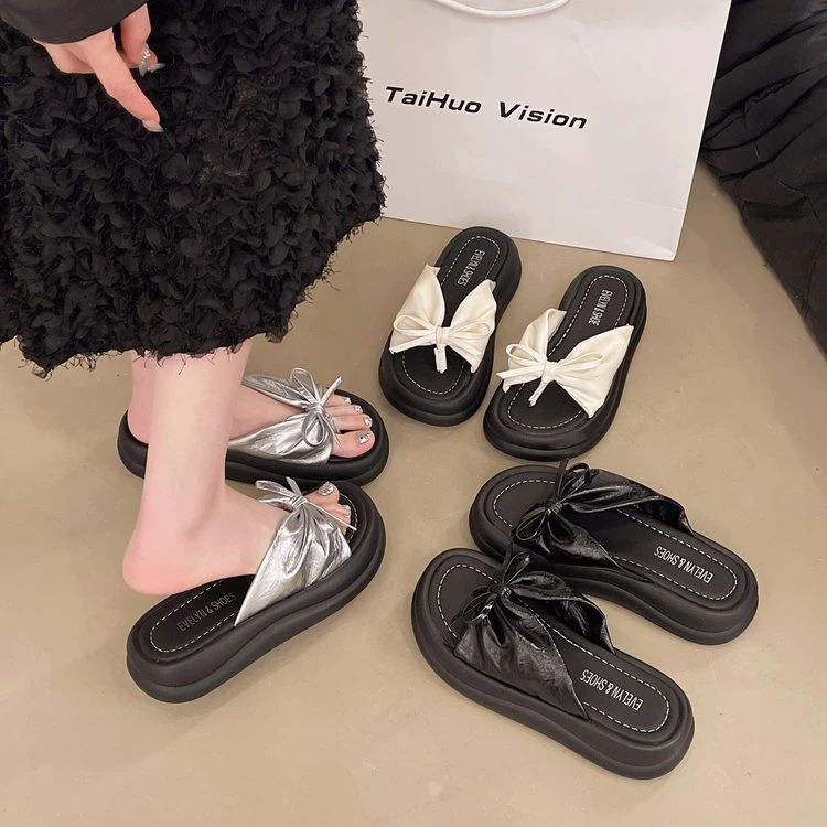 女款运动水晶碎花防滑2025春季新款一字拖平底跟底橡胶鞋底PU帮面