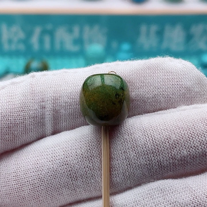 未镶嵌绿松石珠宝奇石11.8