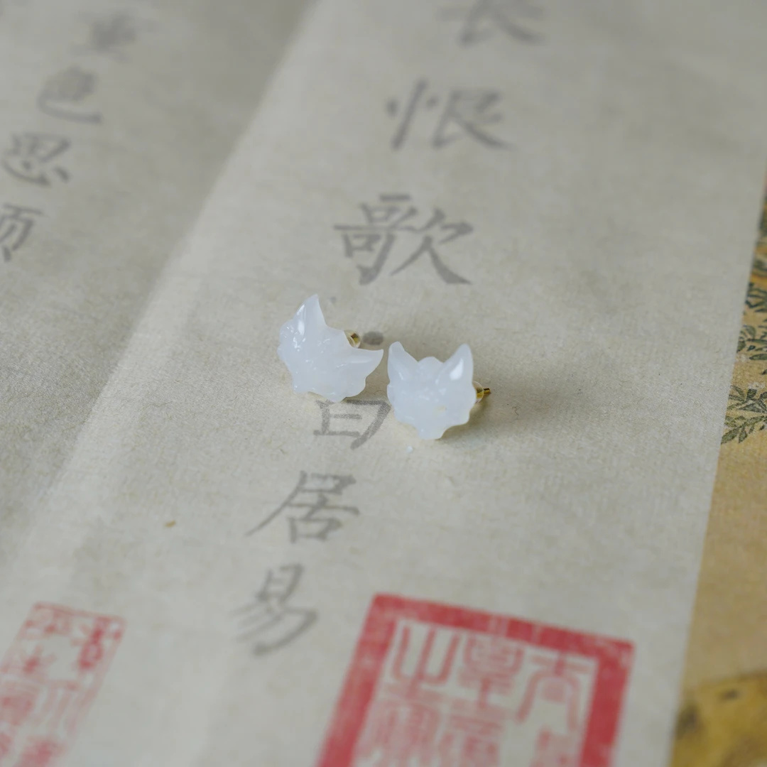 【睿泽赏宝】S925和田玉白玉狐狸面具耳钉12*13*5 KL0010075