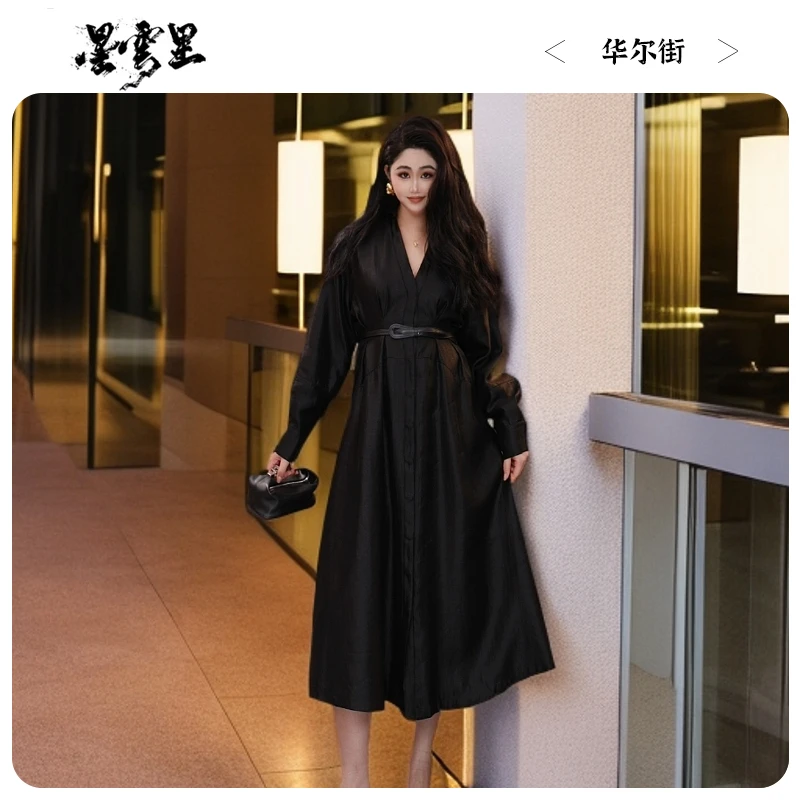 星云里微胖服饰｜华尔街｜新款轻奢时尚法式极简微胖风衣款连衣裙