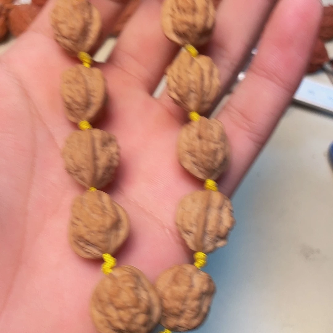 阿***。吊坠文玩核桃异性