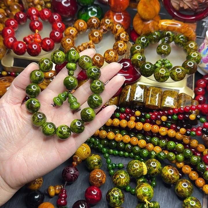 松木琥珀木文玩手串