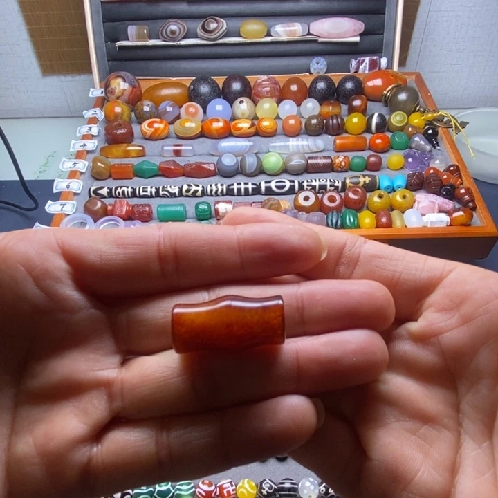 玛瑙/玉髓未镶嵌巴西玛瑙饰品桶珠