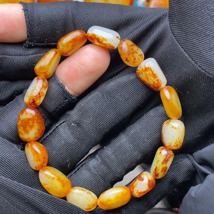 和田玉未镶嵌手链