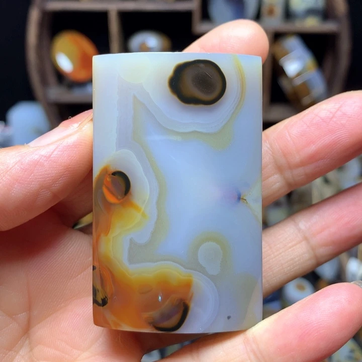 玛瑙/玉髓颈饰未镶嵌