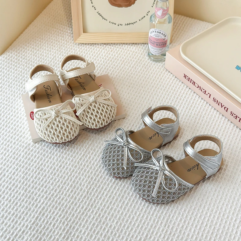 女童镂空包头编制凉鞋2025年夏季新款中大童公主鞋韩版百搭沙滩鞋