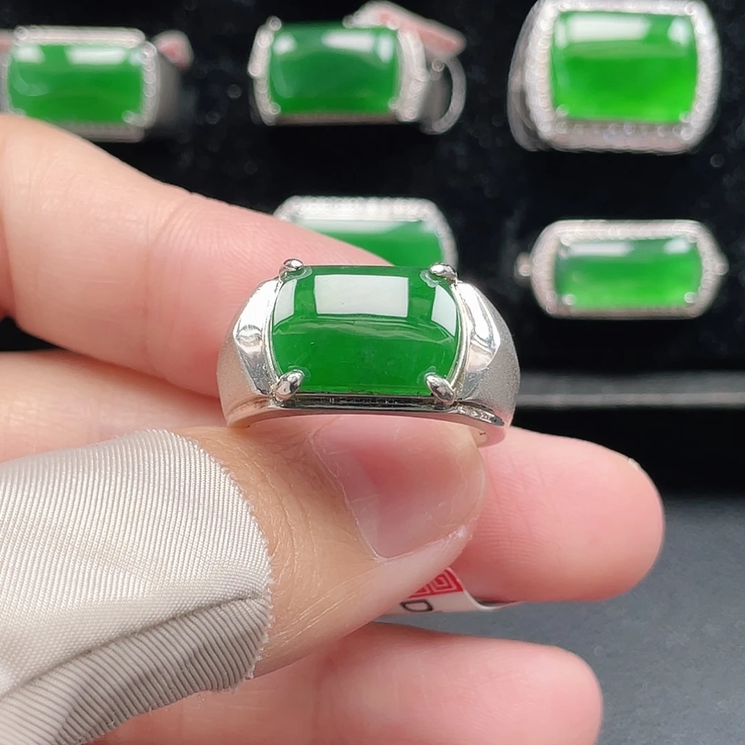 翡翠银S925镶嵌戒指天然A货翡翠没运费险3859