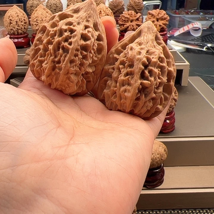 文玩核桃吊坠40 鸭嘴 j-018