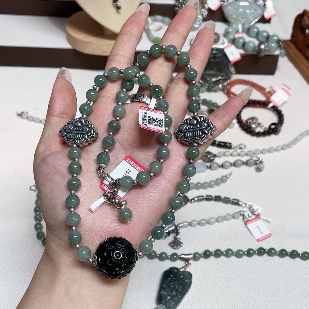 足银足银錾刻配饰锁骨链