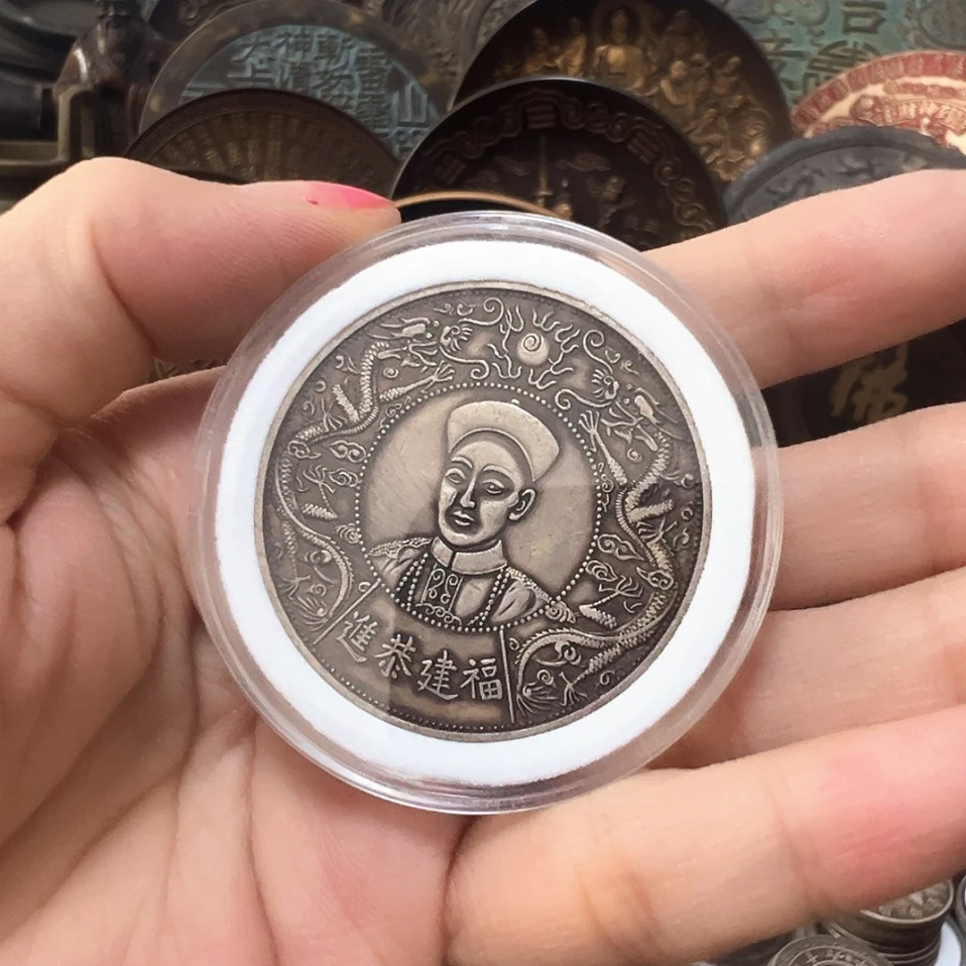 金属复古风格摆件