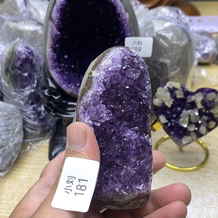 未镶嵌紫晶大型摆件（非配饰）