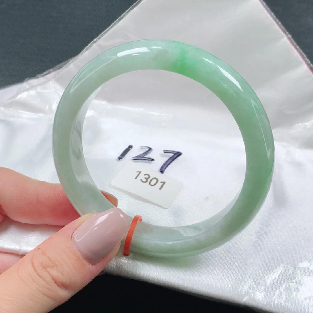 翡翠手镯未镶嵌天然翡翠手镯01