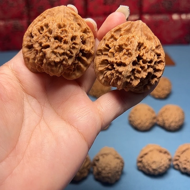 吊坠文玩核桃45金刚纹