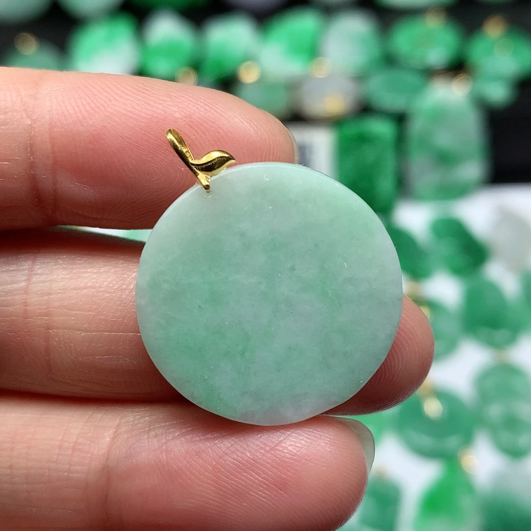 翡翠吊坠(不含链)18K金镶嵌