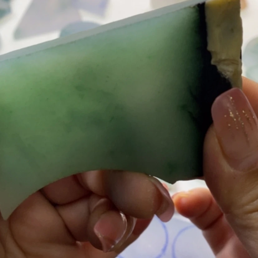 【闪购商品】翡翠挂件未镶嵌X****o纯毛料不带工