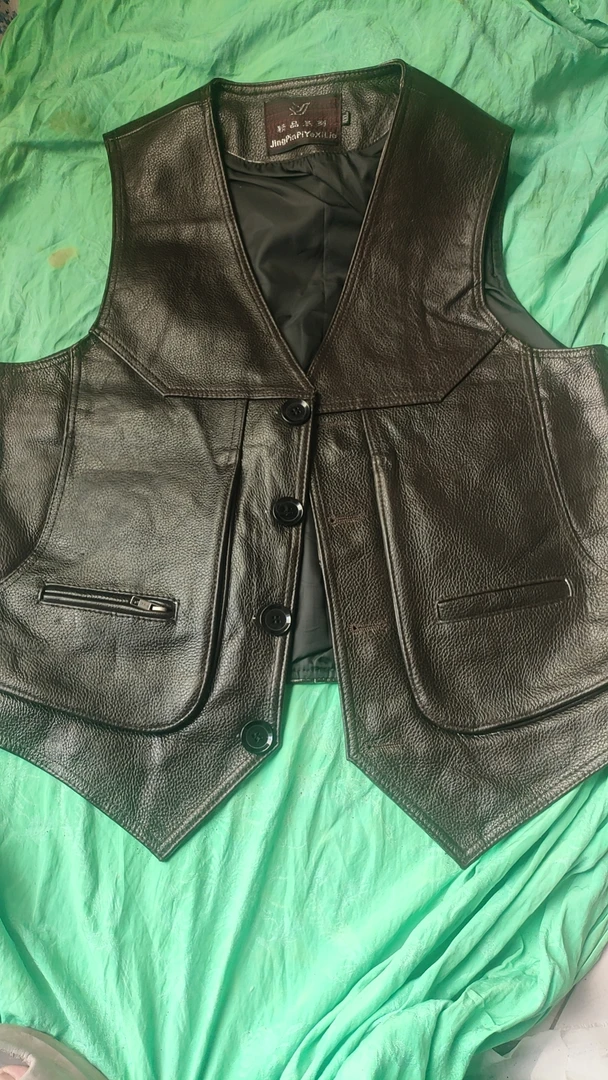 以为全场保你真皮，牛皮，羊皮，七天无理由退货退款，没有运费险