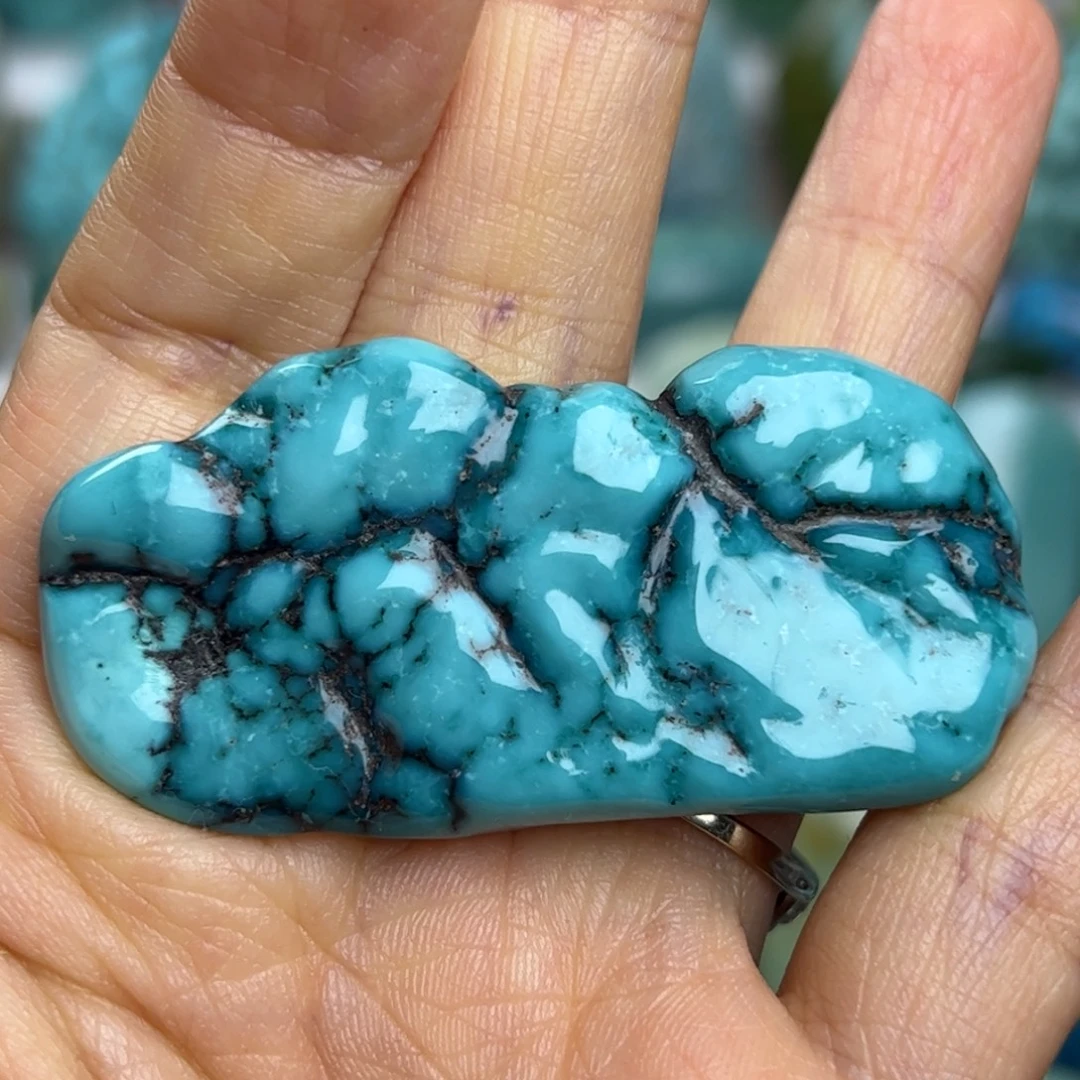 绿松石未镶嵌天然原矿绿松石