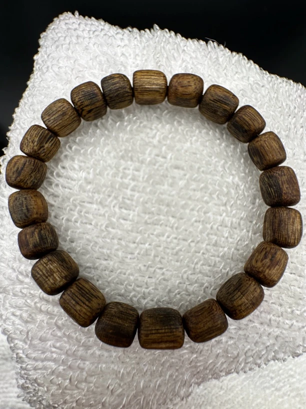 沉香随型单圈手串5克➕多样性发一