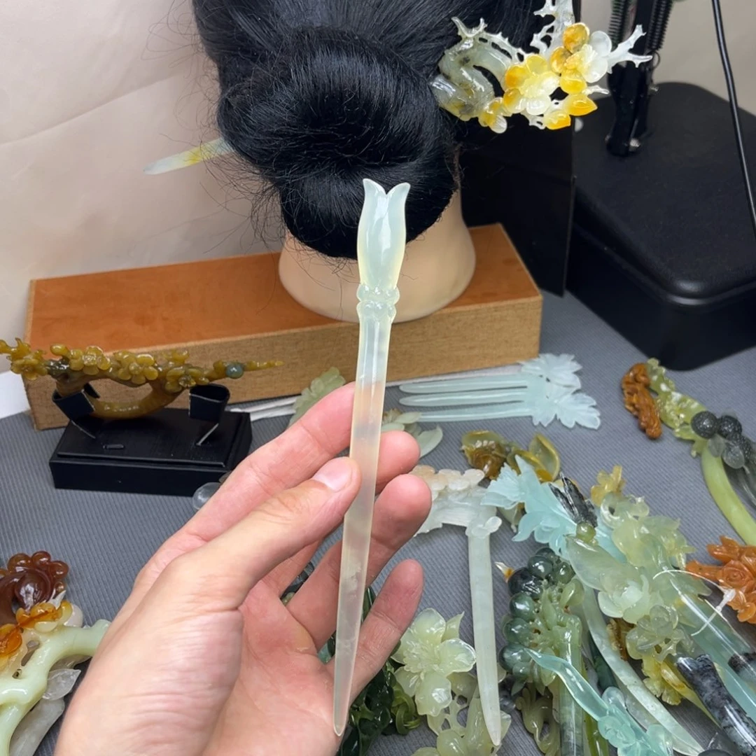 蛇纹石玉未镶嵌发饰