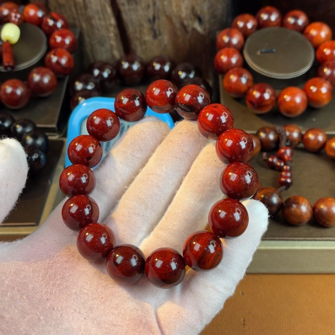 檀香紫檀（小叶紫檀）天*