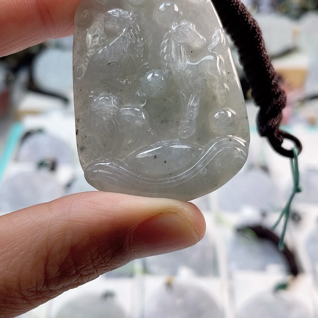 翡翠颈饰未镶嵌0589挂件