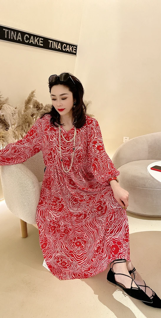 夏季新款两侧抽绳时尚大码女装韩版气质显瘦碎花防晒沙滩连衣裙