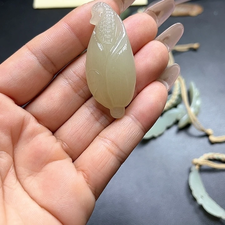 【闪购商品】和田玉未镶嵌颈饰