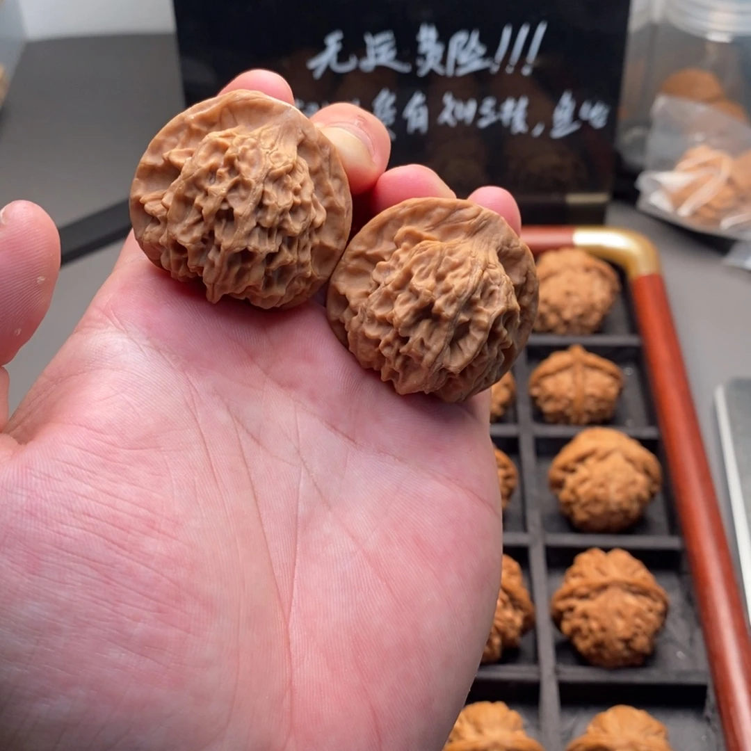 桃核吊坠40天地文玩核桃