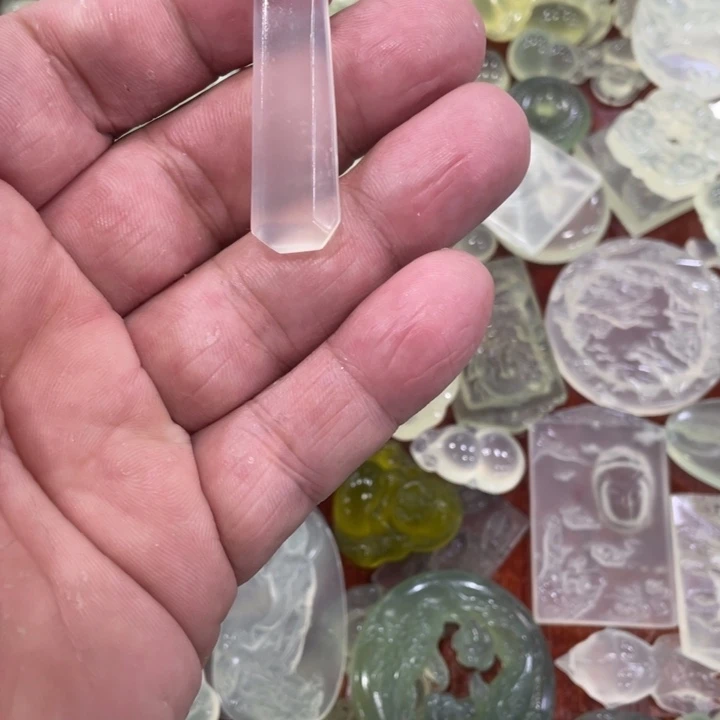 蛇纹石玉合金颈饰