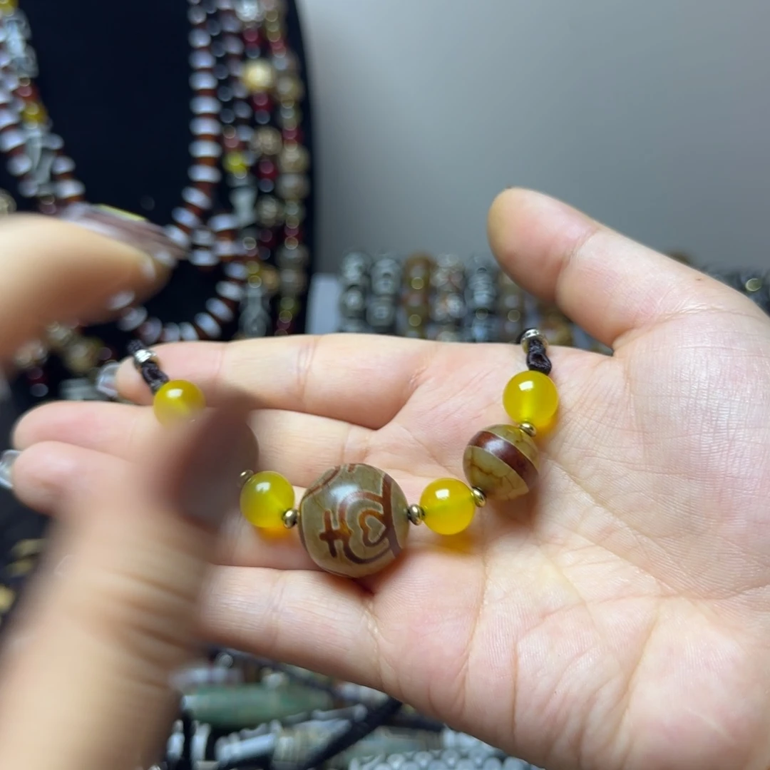 玛瑙/玉髓合金颈饰