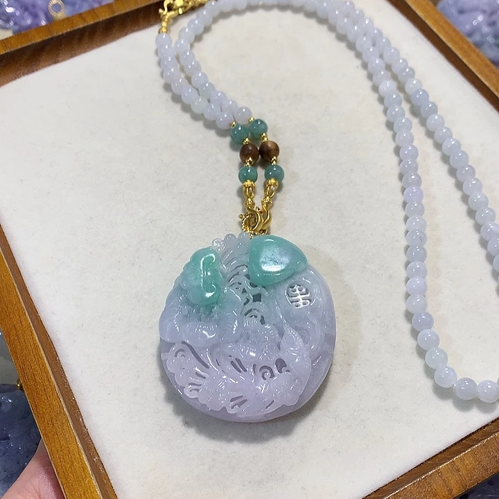 翡翠未镶嵌颈饰翡翠吊坠