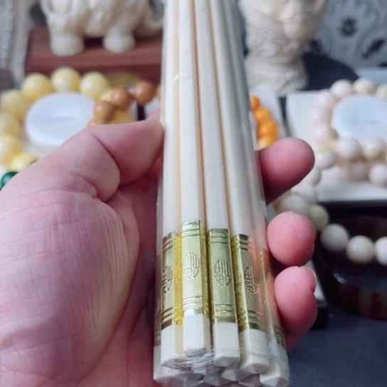 木头短毛筷子一包