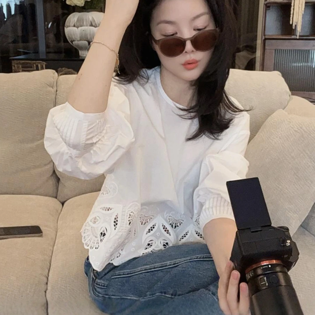 2025春秋季新款女士白色刺绣长袖衬衫小衫轻奢高级感法式镂空上衣