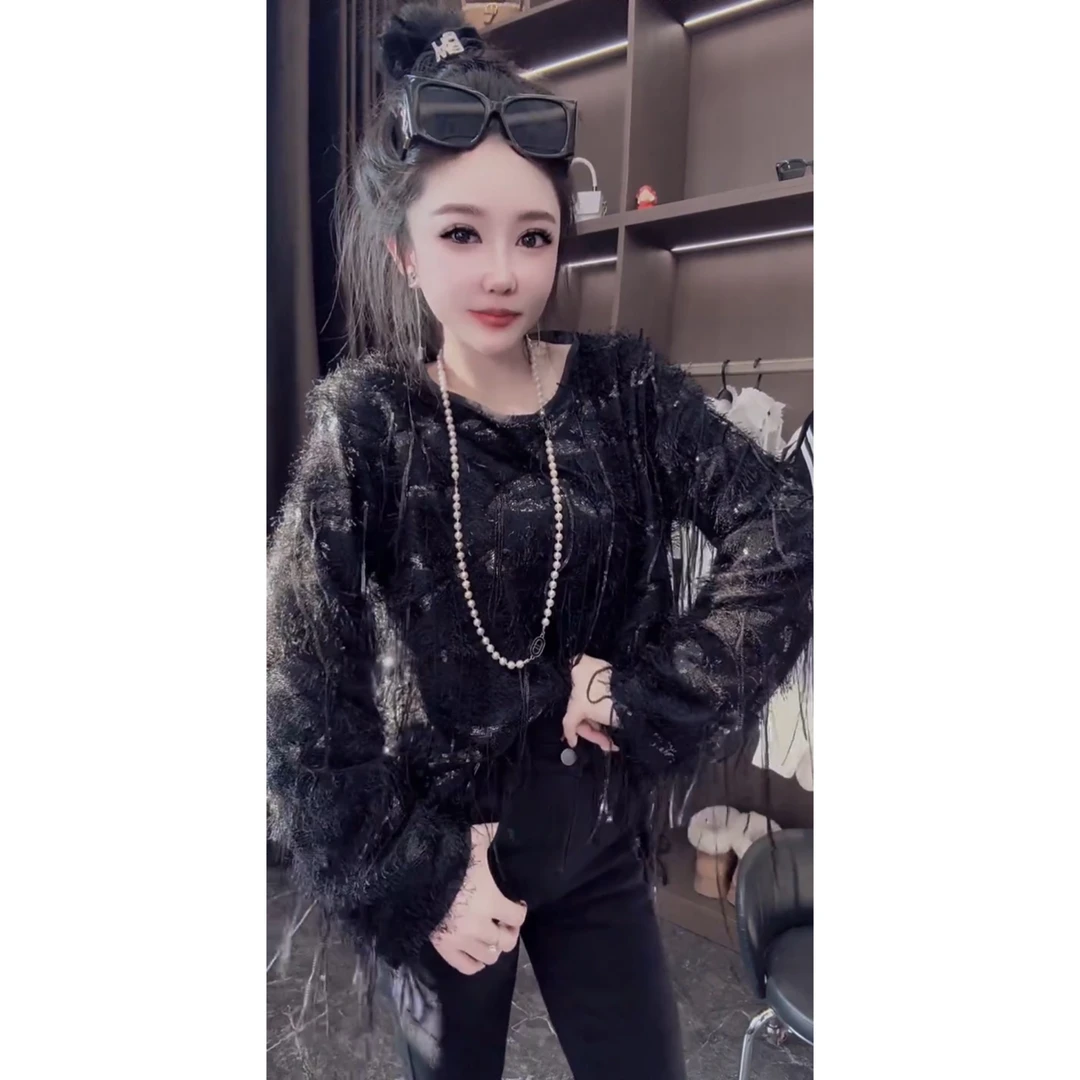 设计感气质蕾丝亮片流苏圆领时尚短款洋气百搭网红显瘦长袖T桖