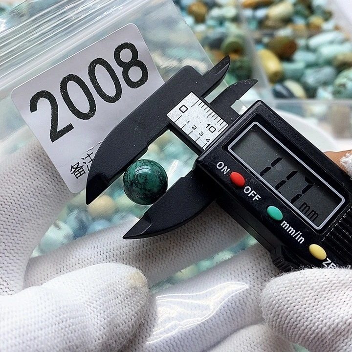 颈饰未镶嵌南红玛瑙