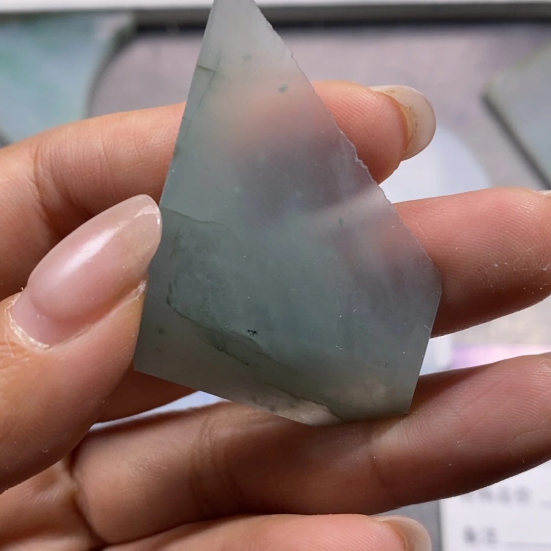 未镶嵌挂件翡翠M***见